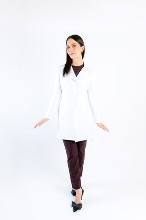 
                  
                    Bata Sofía Blanca
                  
                